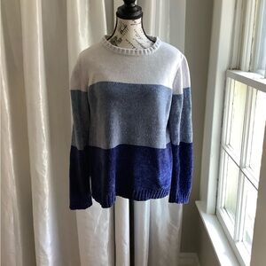 Elegant Color Block Sweater - Blue and White